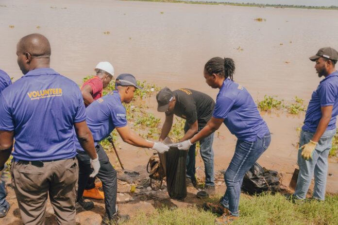 International Breweries' WED River cleanup at Onitsha